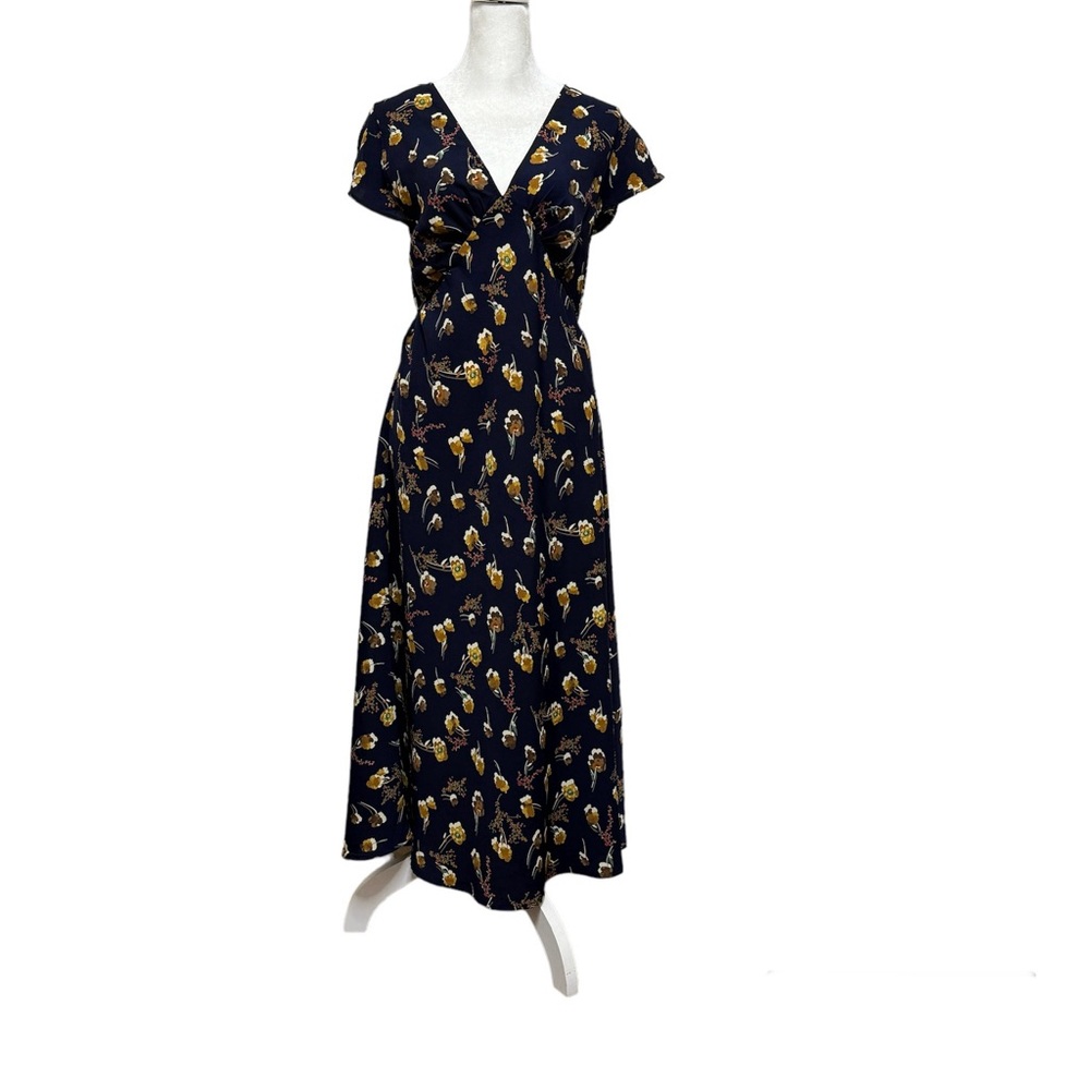 Urban Outfitters Navy Floral Maxi V-Neck Short Sleeve Dress